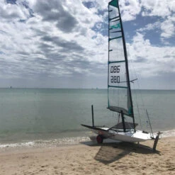 Skeeta 8.5 Foil 10 Skeeta 8.5 Foil -Canotage Équipement Magasin skeeta foil 85 4